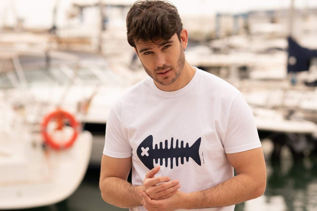 La popularidad de la camiseta raspa pescado Maiwa