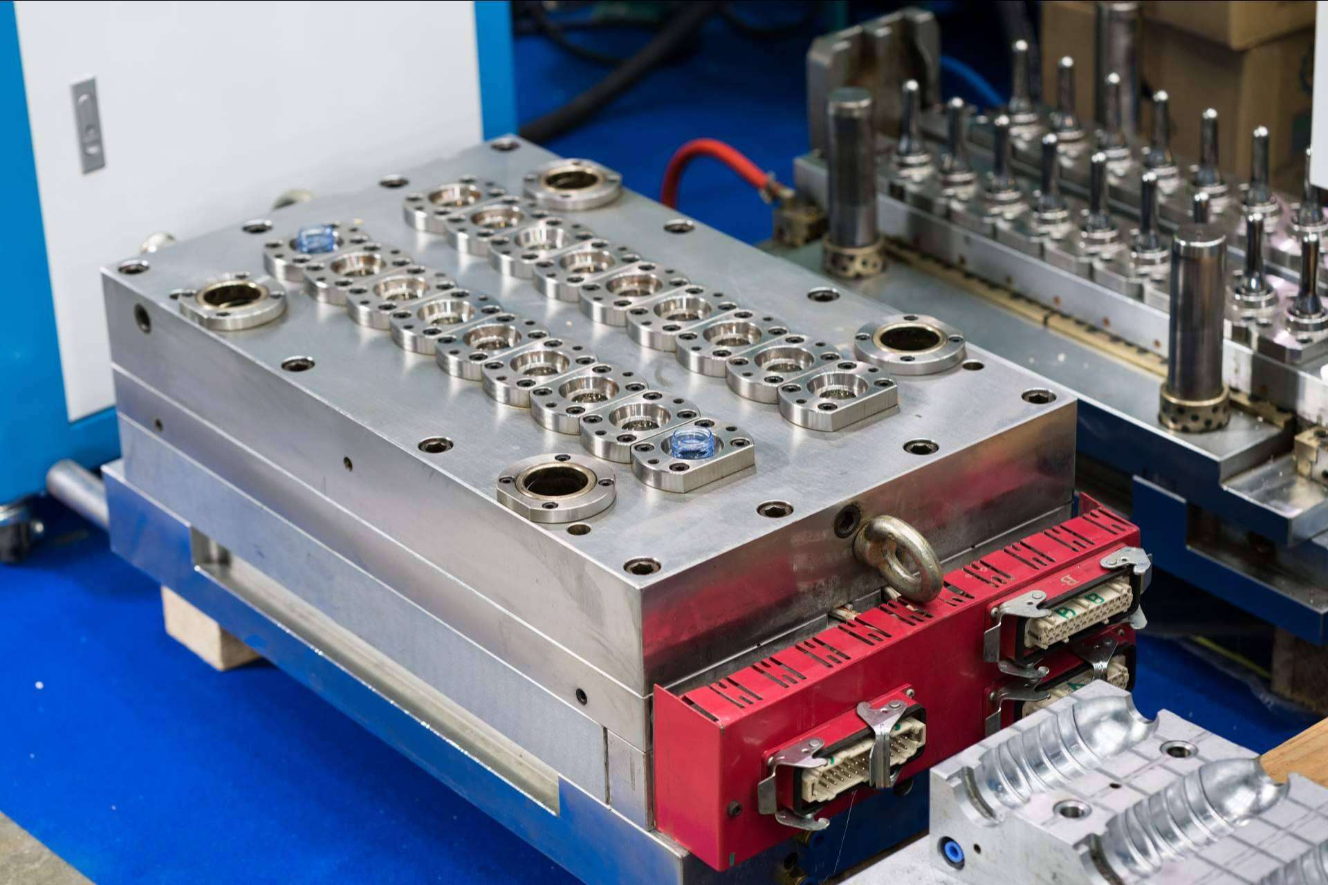 Bull Importer, el fabricante de moldes con la última tecnología