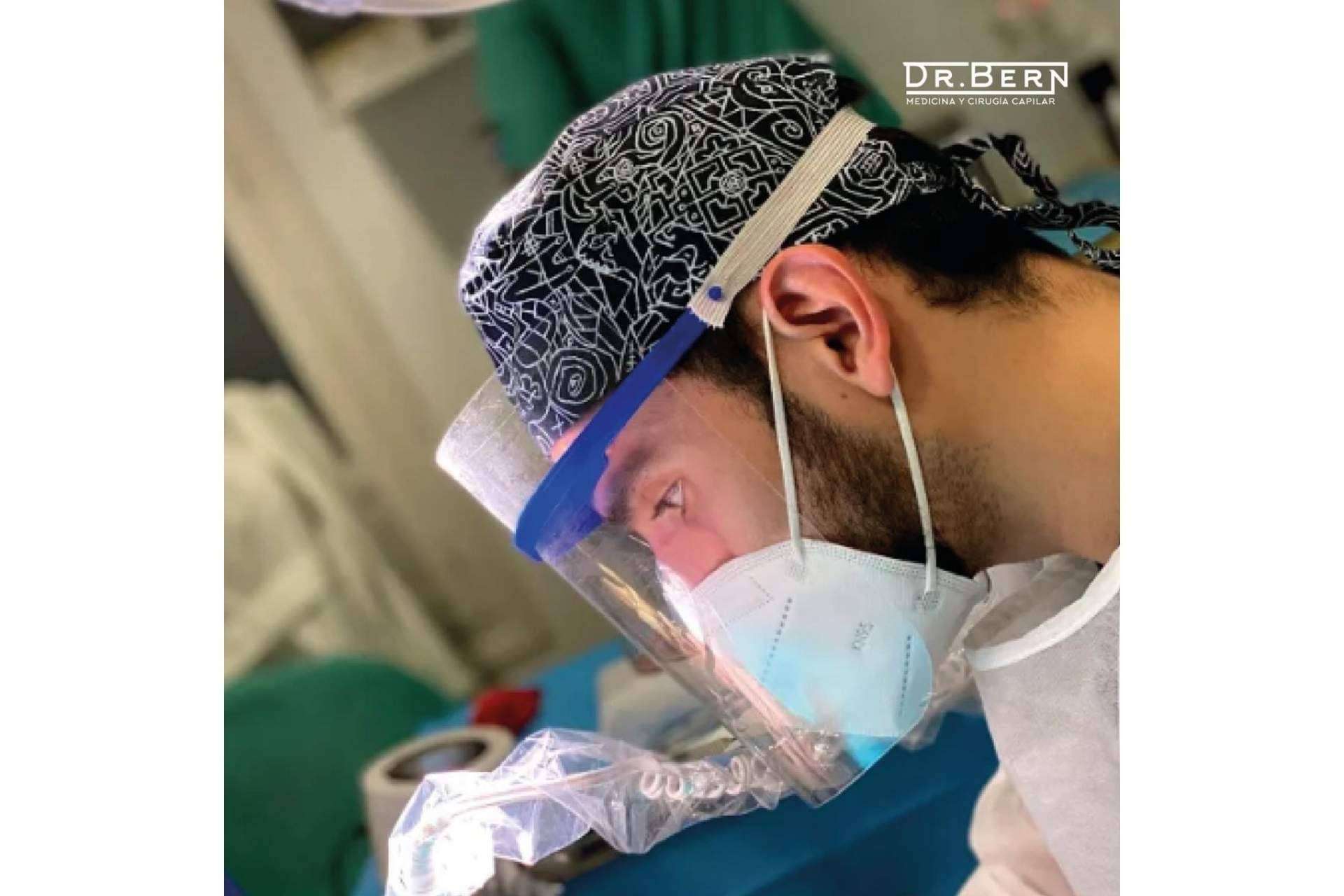 Doctor Bern: la alimentación y los macronutrientes para el cuidado capilar