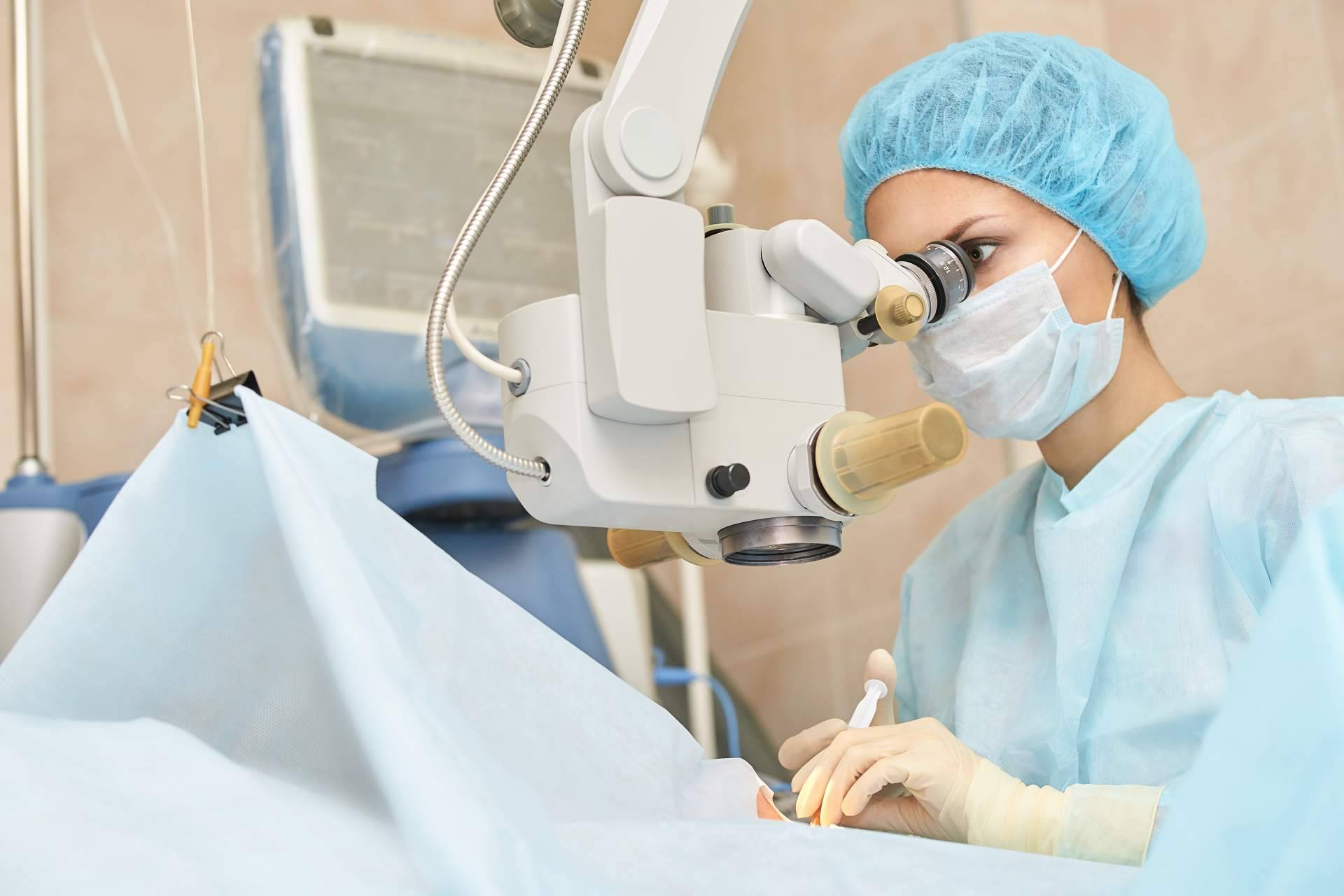¿Para qué sirve la cirugía refractiva?