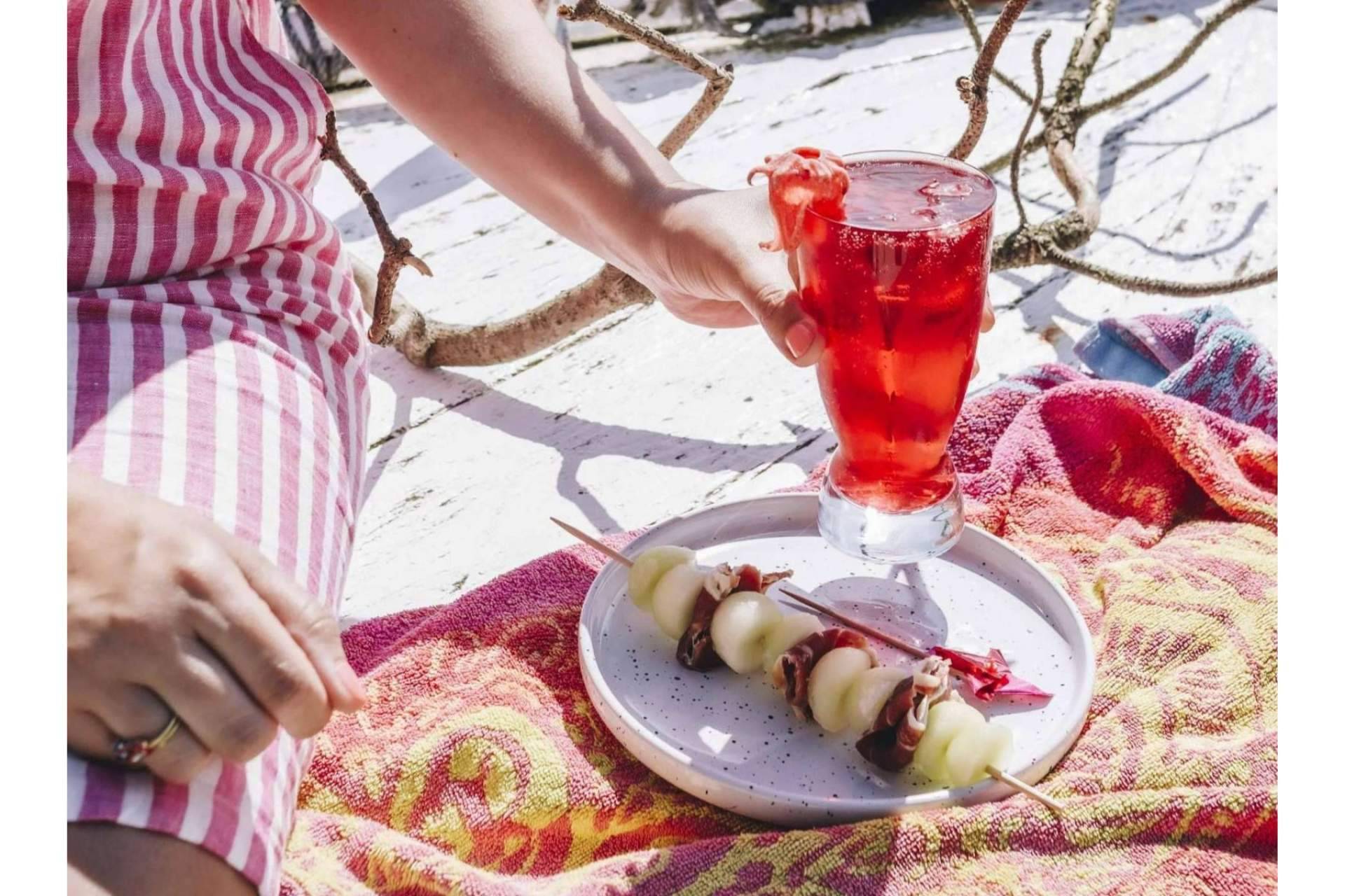Tetereta, con sus tés refrescantes, revoluciona el aperitivo