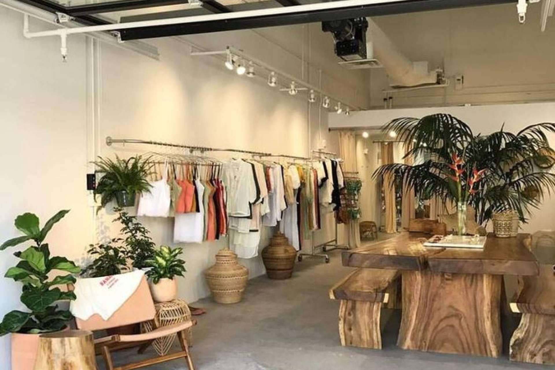 Ayuda al ecosistema comprar en un outlet según afirma 1Best Outlet