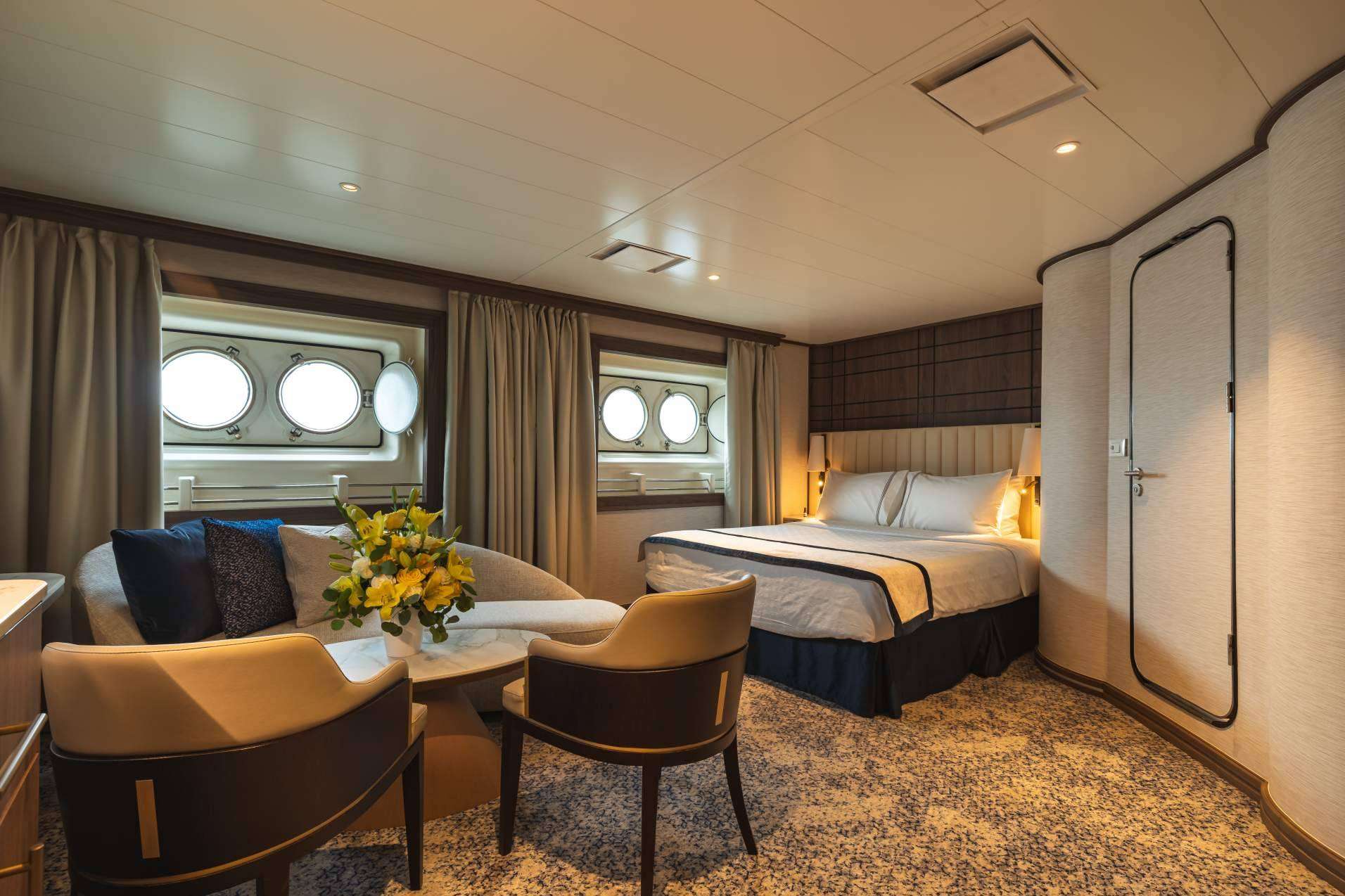 Windstar Cruises anuncia su programación 2024/25 y un amplio programa de actualización de su flota