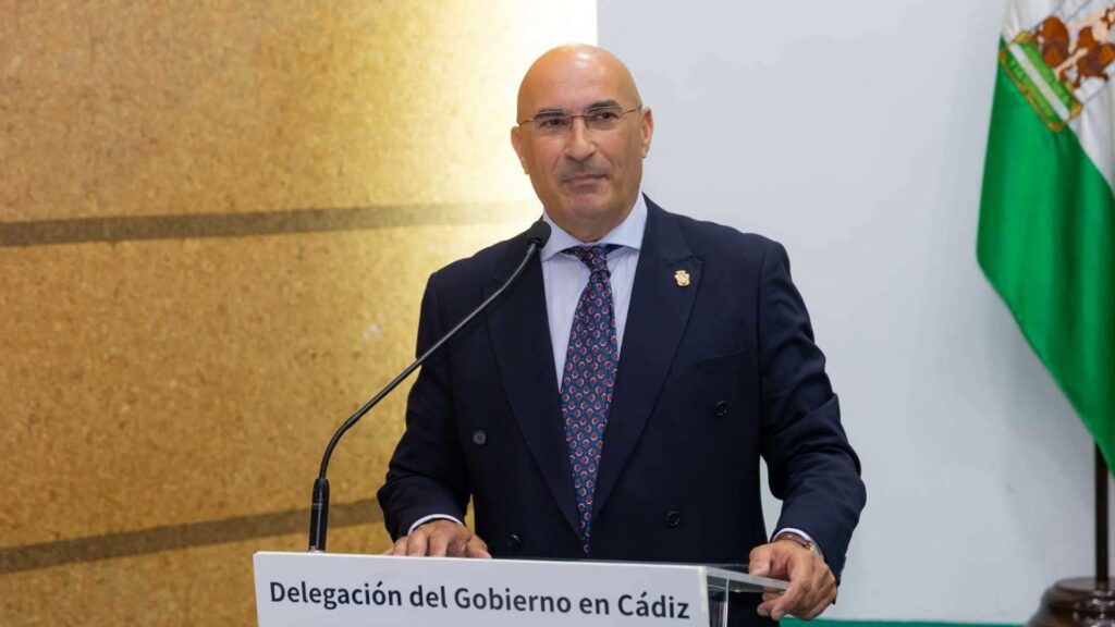 El Consejo General de los Colegios Oficiales API de España impulsa en Cádiz el análisis de los retos de la vivienda junto al Senado y la Junta de Andalucía